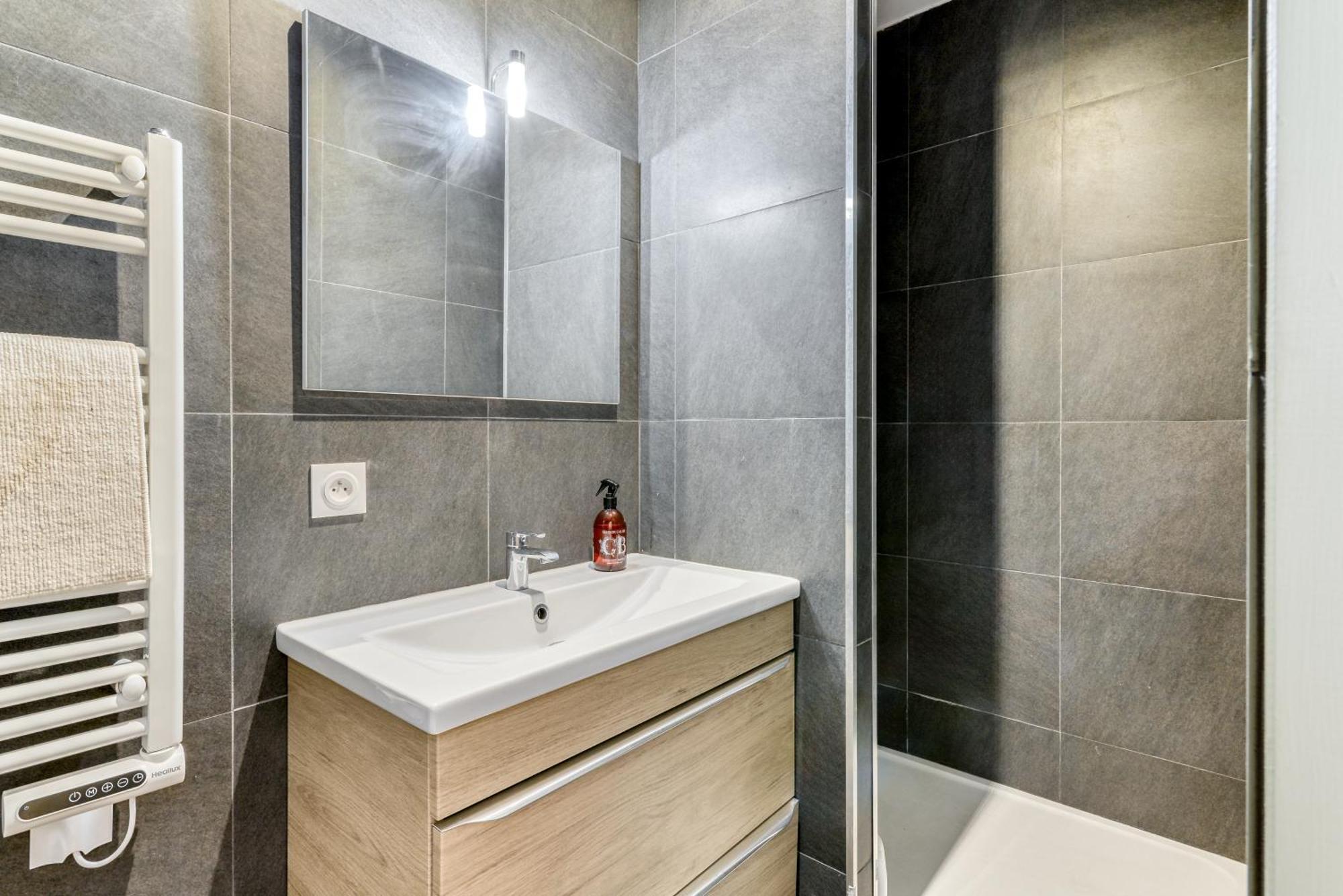 Le Maquens - Parking Gratuit - Wifi - Netflix Apartment Carcassonne Exterior photo